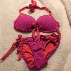 Victoria’s Secret Bikini 👙